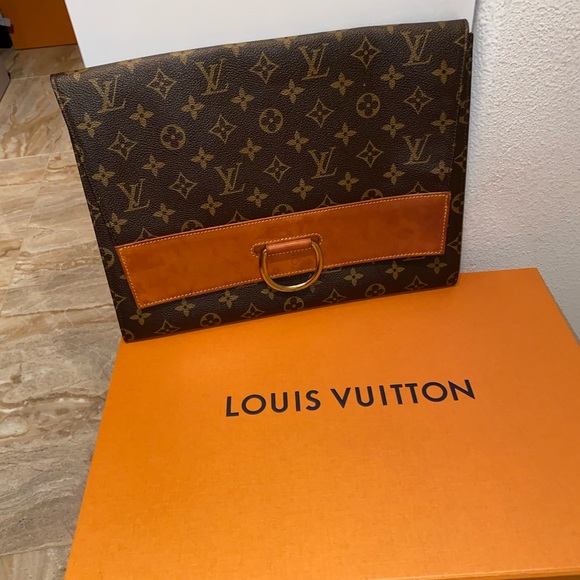 SOLD‼️🎉🥳HP🎉🥳Louis Vuitton vintage Lena Clutch 💕 - Picture 4 of 14